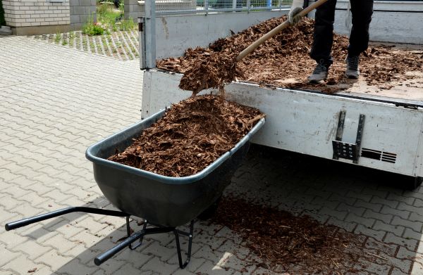 Bulk Mulch Delivery in Saint Paul